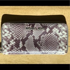Michael Kors continental wallet Gray Snakeskin